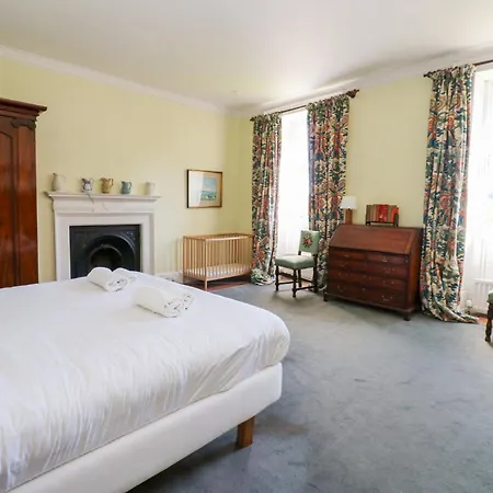 Flanders Hall * West Burton