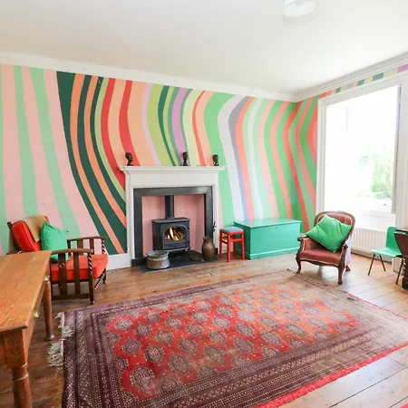 Flanders Hall * West Burton